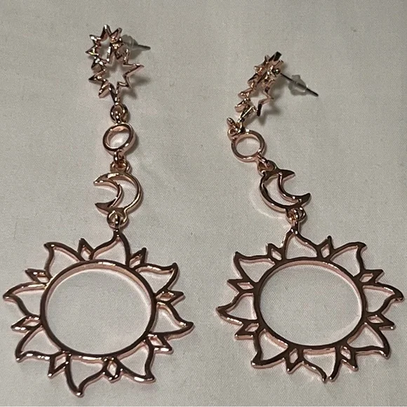 Women Boho Asymmetrical Star Sun Moon Drop Dangle Stud NWOT - Picture 3 of 6
